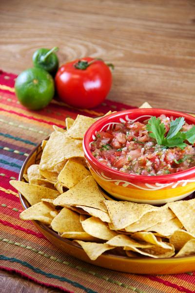 Fresh and Spicy Salsa (and our Favorite Bloggers' Recipes Using Salsa)