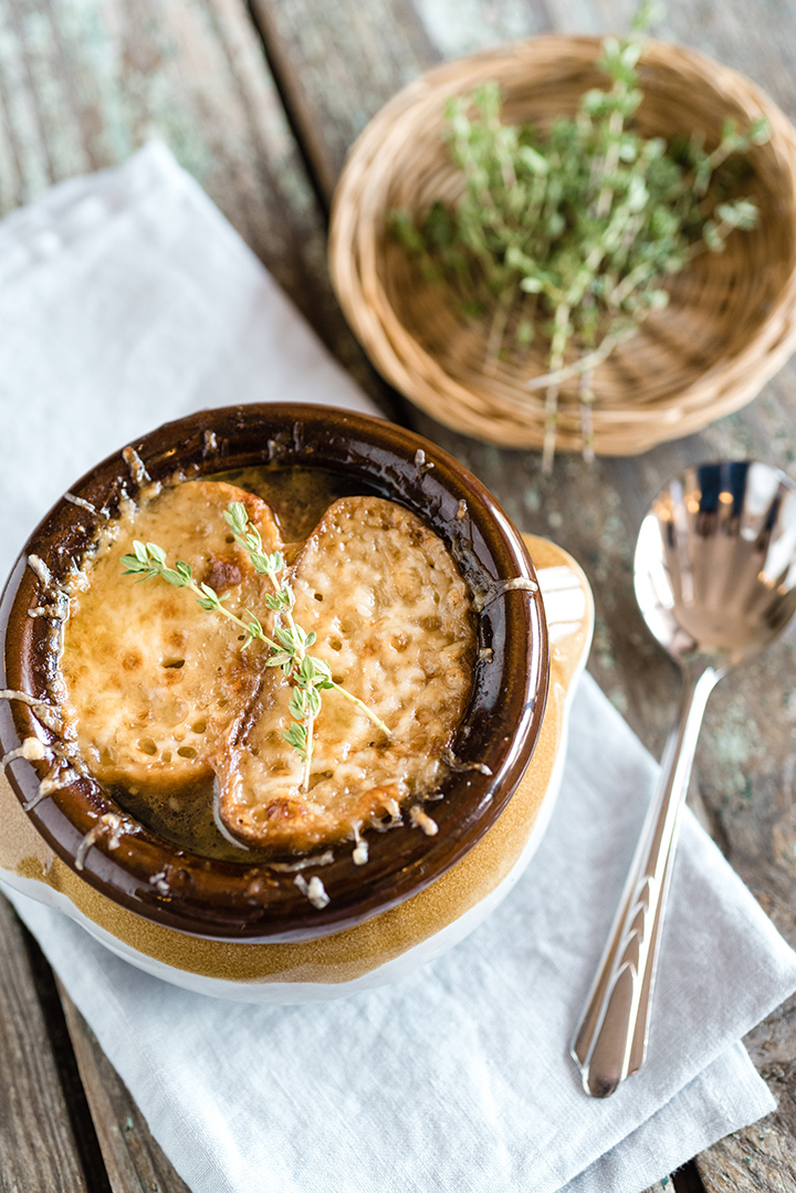 How to Caramelize Onions in a Slow Cooker (and a French Onion Soup Recipe)
