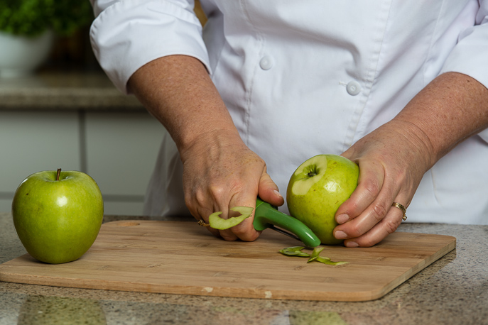 How to Core an Apple from Everyday Good Thinking, the official blog of @HamiltonBeach