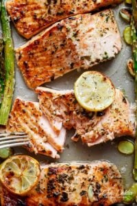 one-pan-baked-lemon-garlic-salmon-asparagus-30