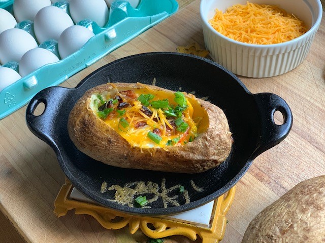 Breakfast Baked Potatoes