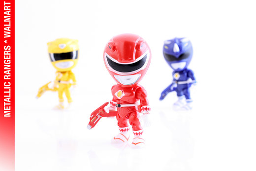 YELLOW RANGER MIGHTY MORPHIN POWER RANGERS HOT TOPIC EXCLUSIVE LOYAL SUBJECTS 