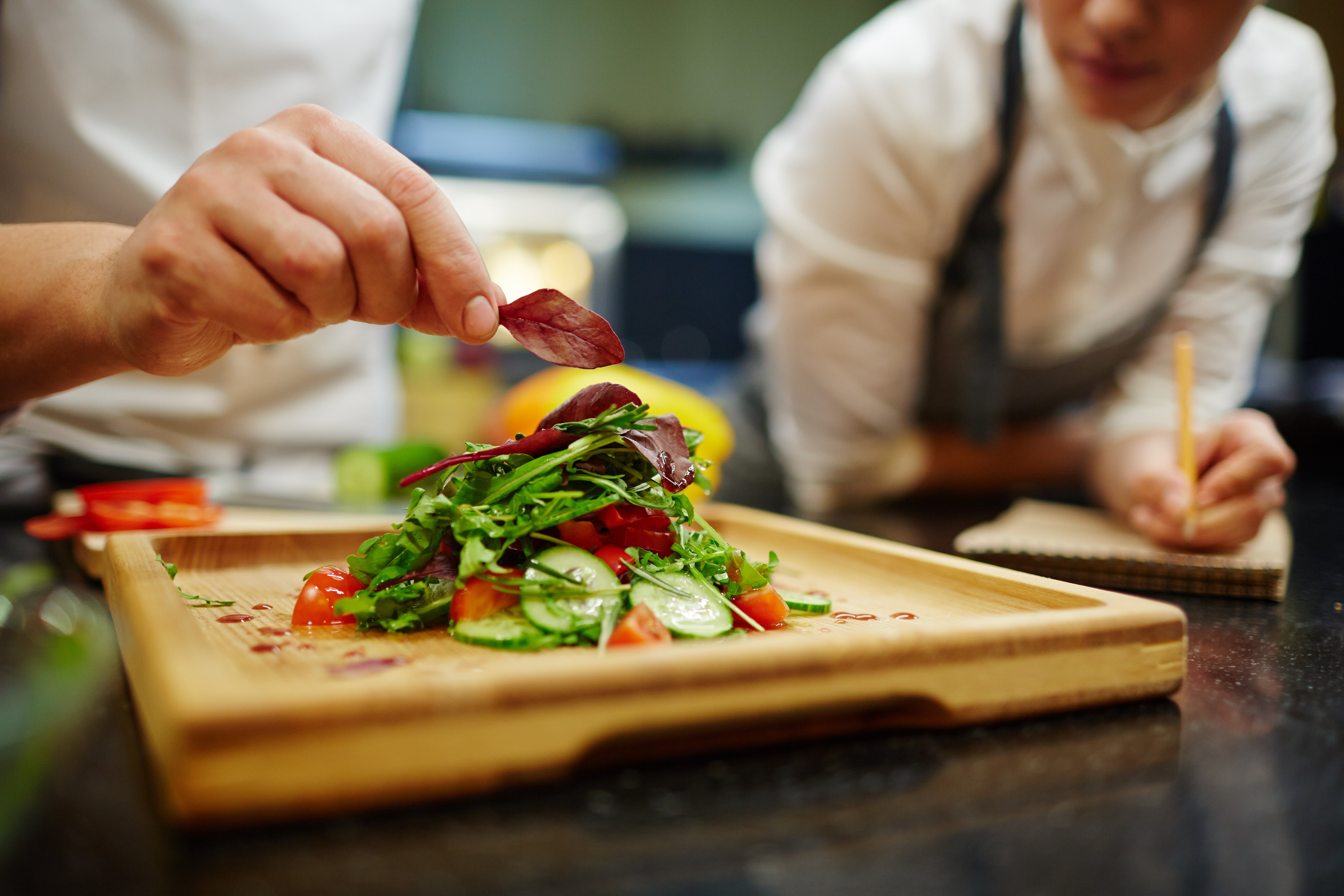 What is a golfer's optimal diet? Lots of greens and water. Golf