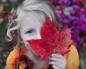 little-girl-in-fall