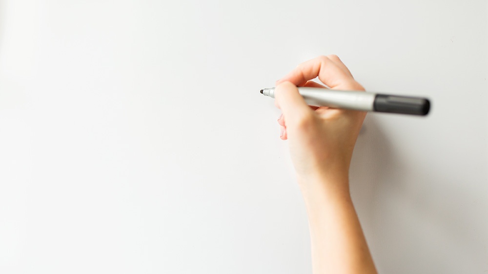Dry Erase Paint - Comparing the Benefits of White vs. Clear