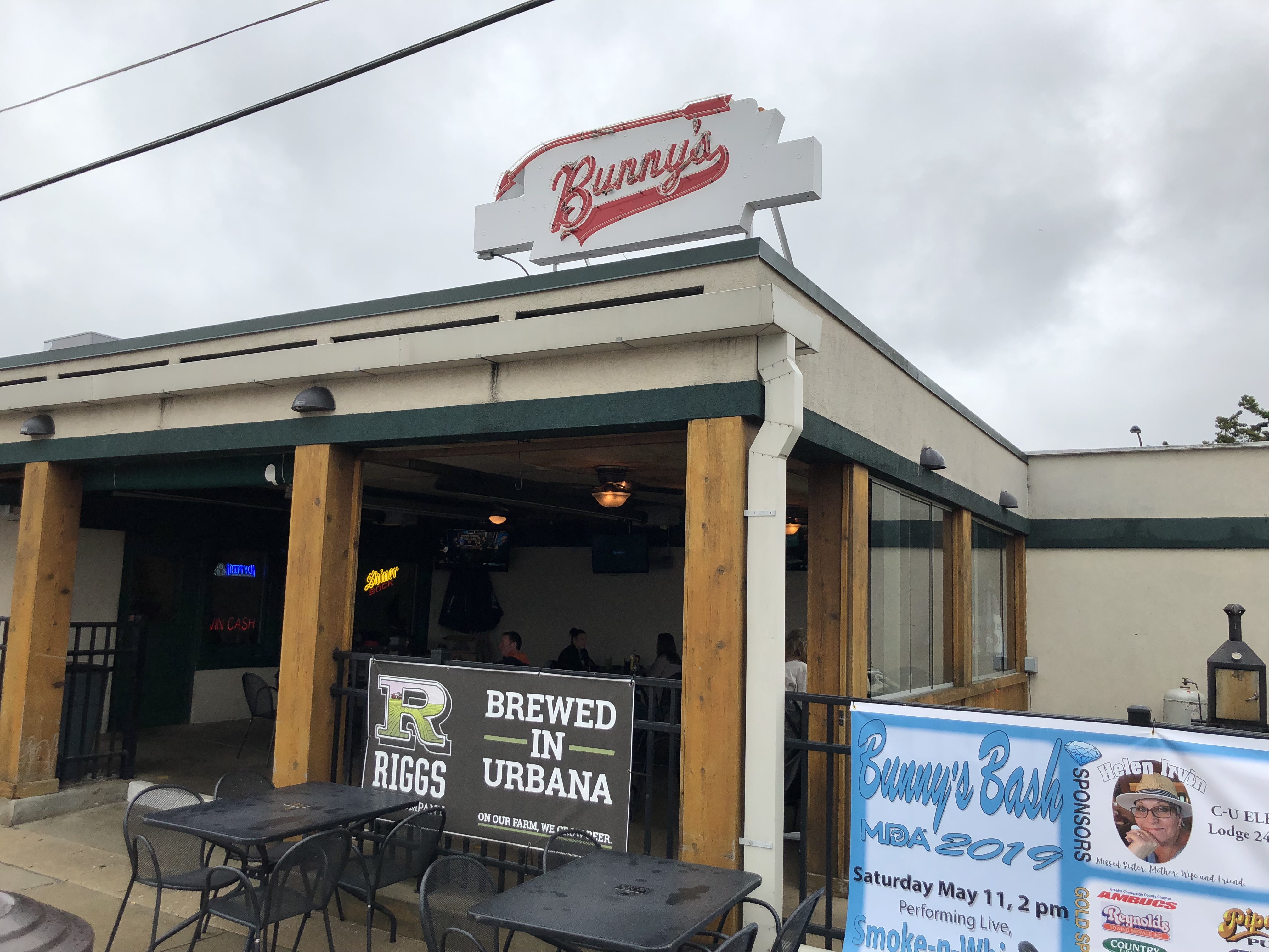 Bunnys Tavern 1