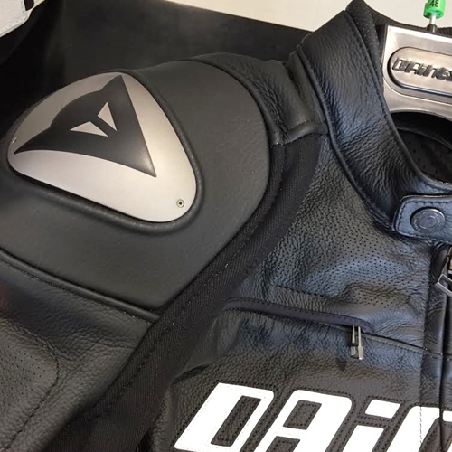 走行会～ツーリングにピッタリなジャケット'G. RACING D1 PELLE