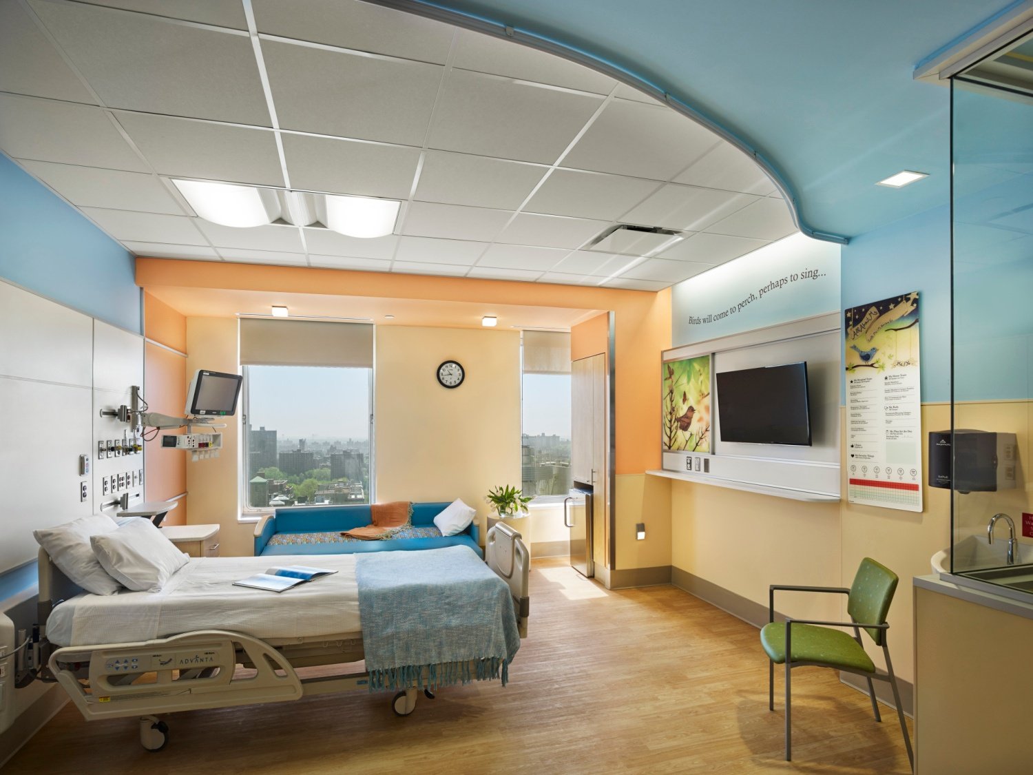 CHoNY PICU patient room