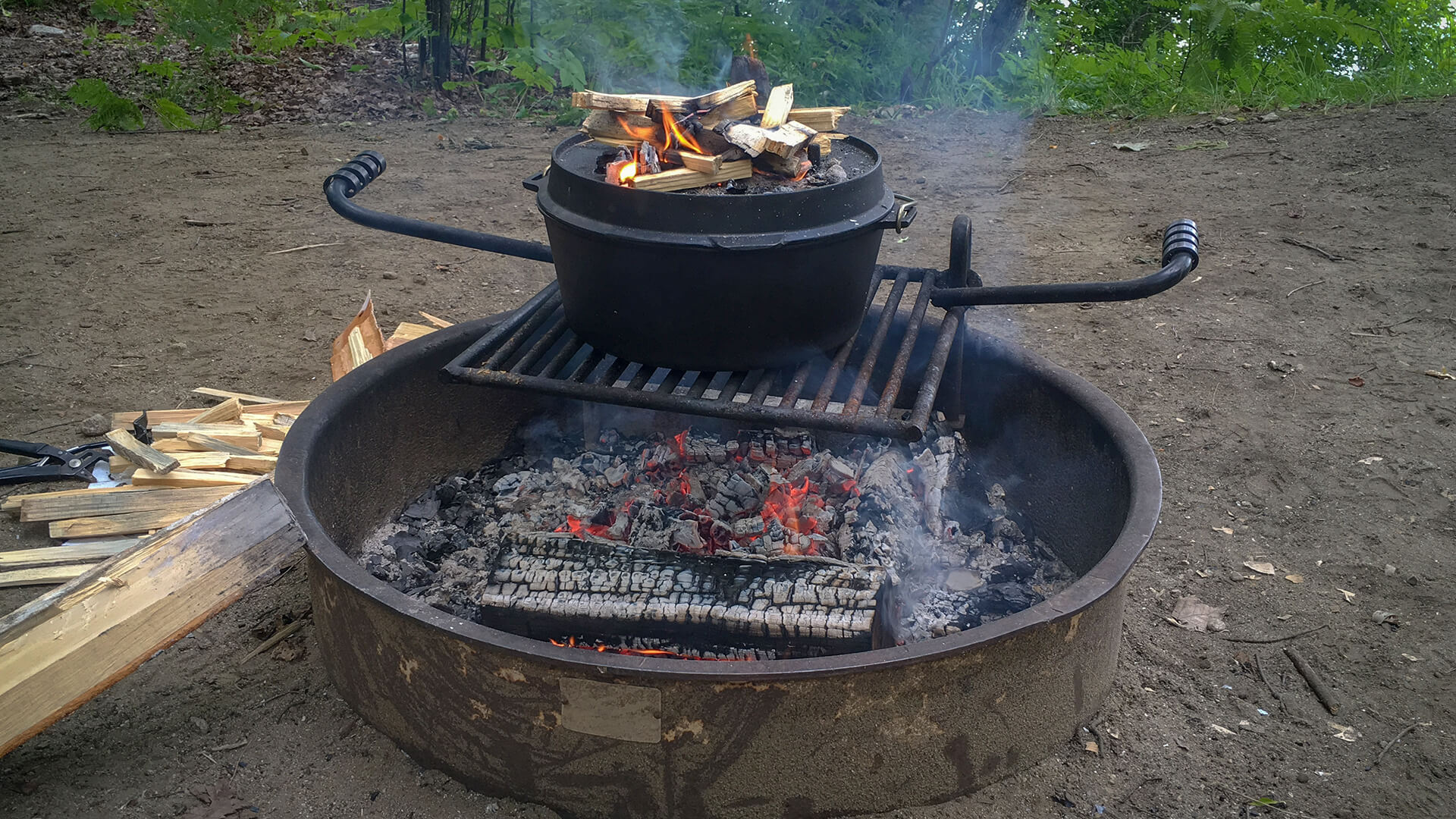 Lodge Camp Dutch Oven  Cast iron cooking, Camping meals, Dutch oven camping