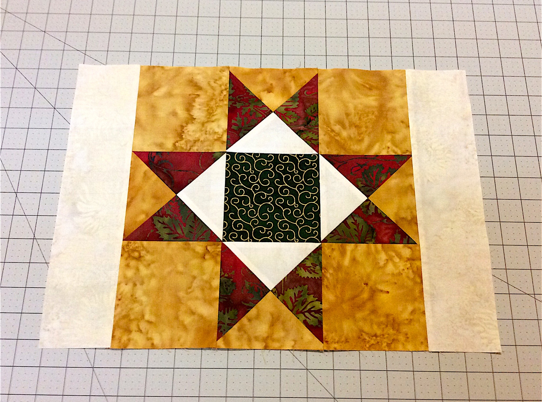 Accuquilt OHIO STAR - 12 FINISHED #55174 Fabric Cutting Die Makes 5 Cuts!