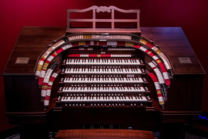 Allen Organ | Allen Organs of Chicago Showroom Google tour