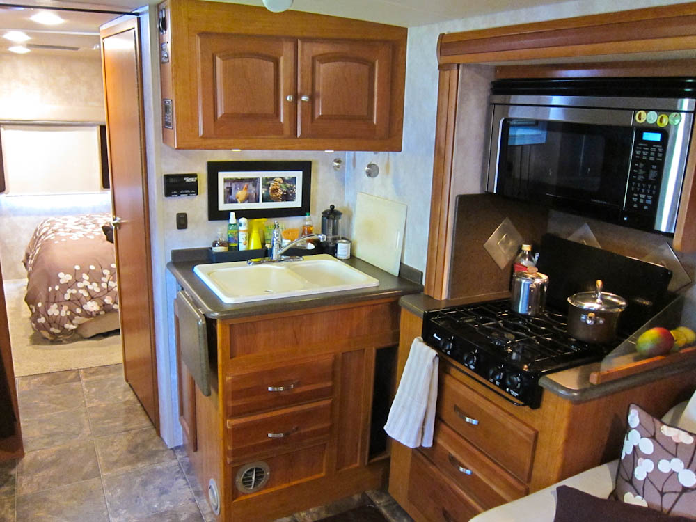 rv-kitchen