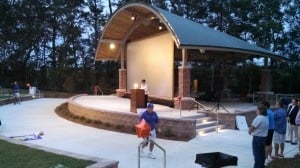 Outdoor movie projection screen rentals in charleston