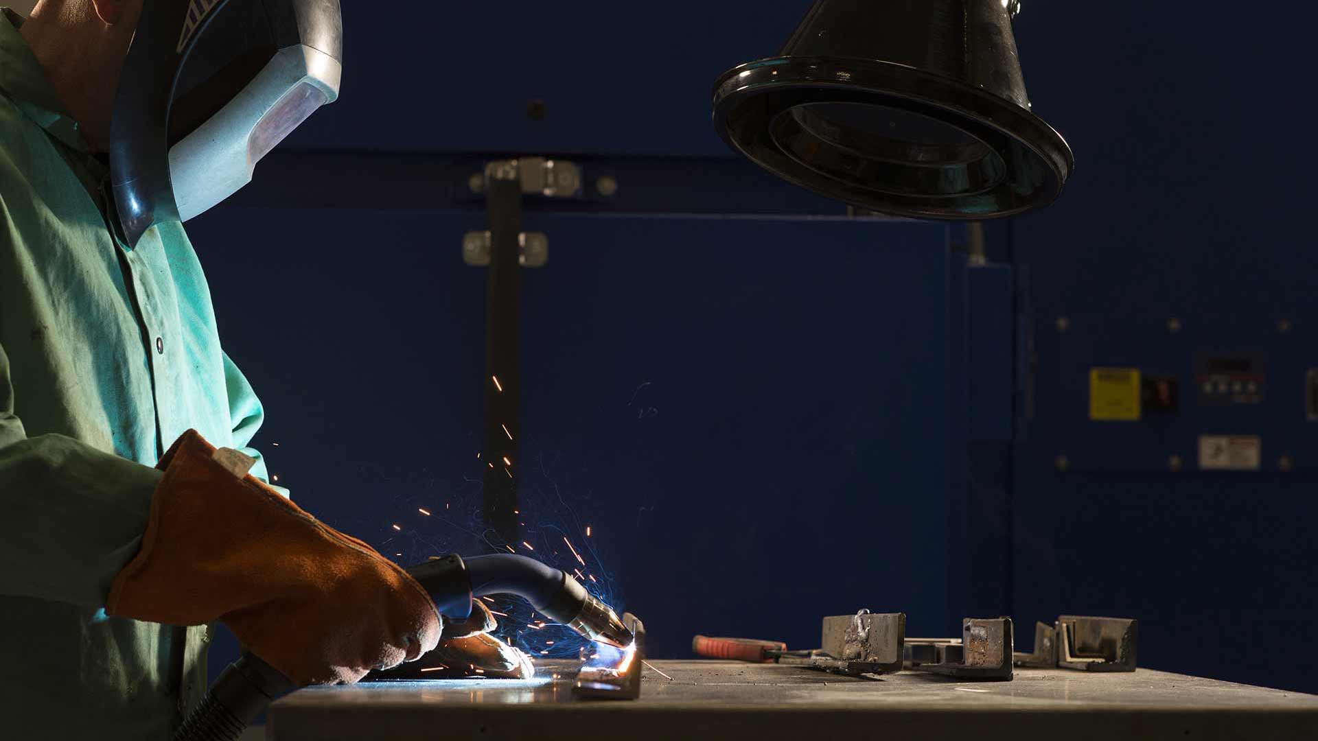 Fume-Guns-Different.jpg Fume-Guns-Different.jpg