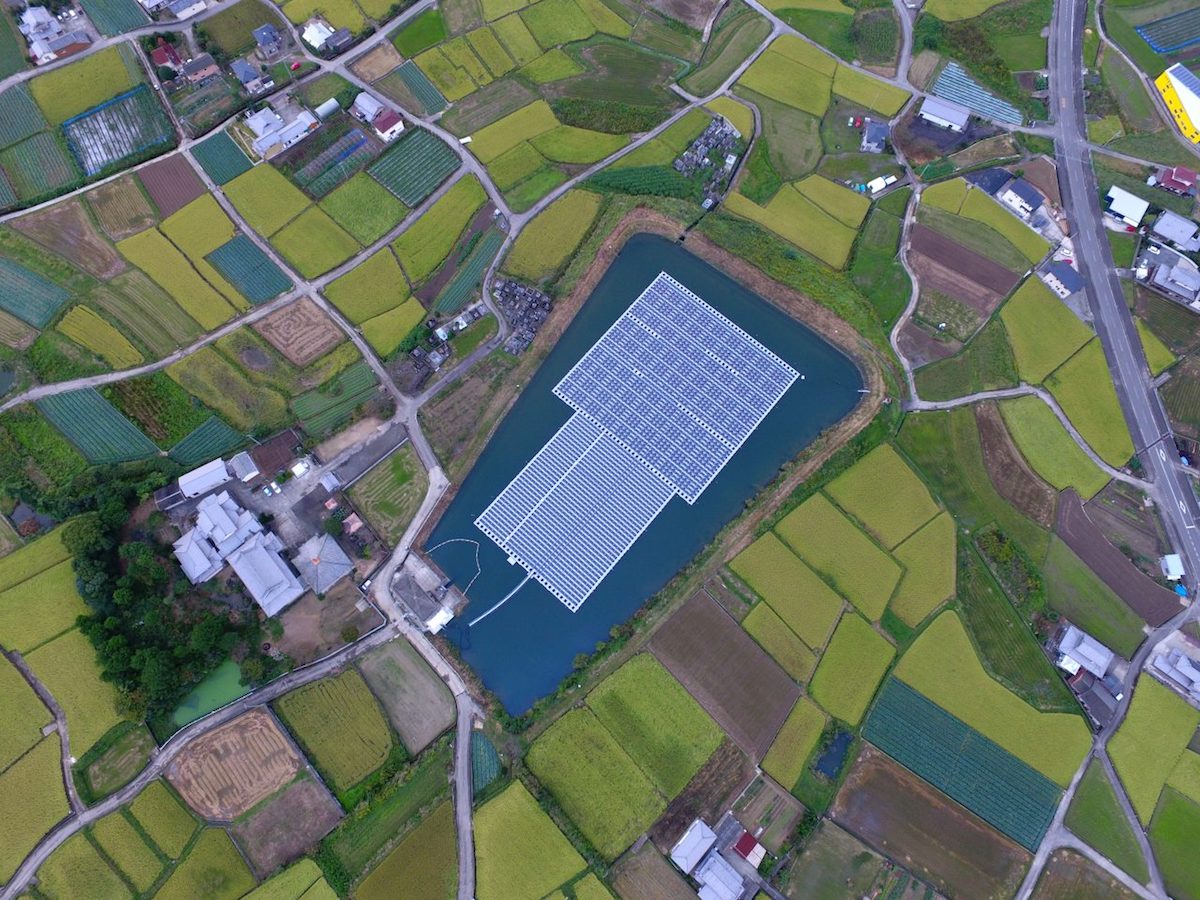 solar installation on water in Japan using Ciel et Terre's Hydrelio technology