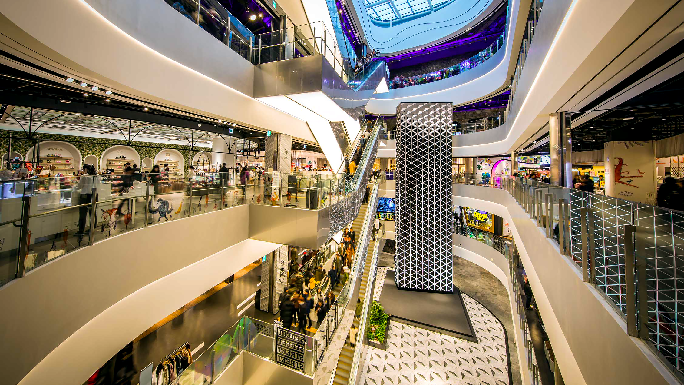 Moment-Factory-Daegu-Goyang-Shinsegae-Cover