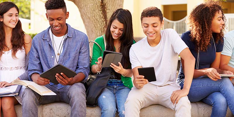 Higher-Ed-Students-on-Devices