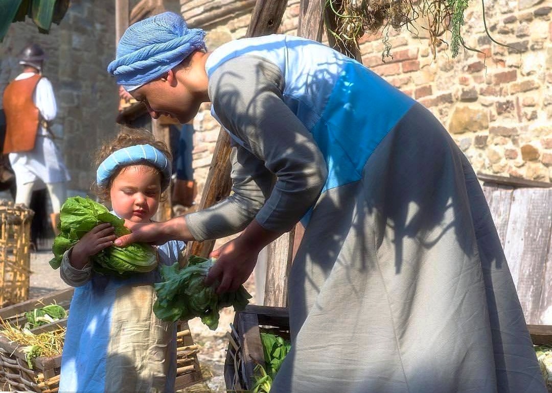 BevagnaMomchild-845985-edited.jpg BevagnaMomchild-845985-edited.jpg