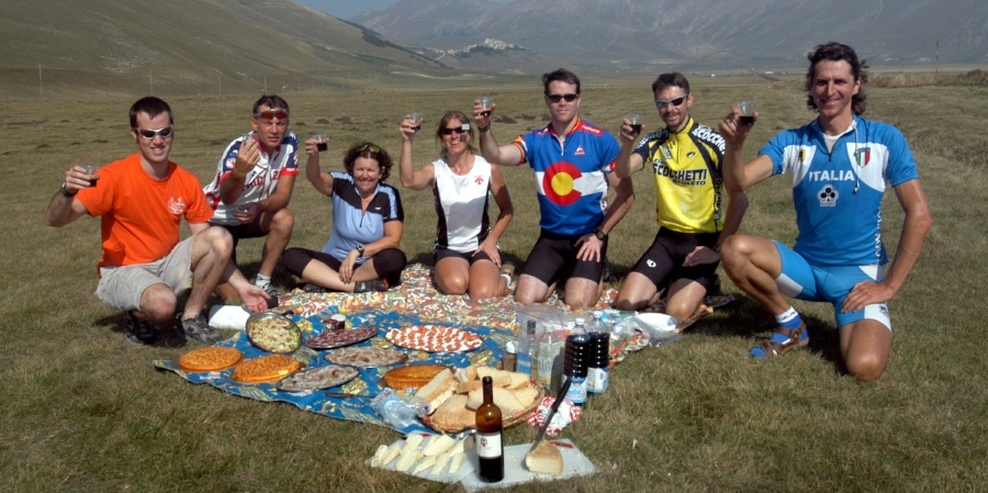 Dramatic_picnic_giro_0164-900x449.jpg