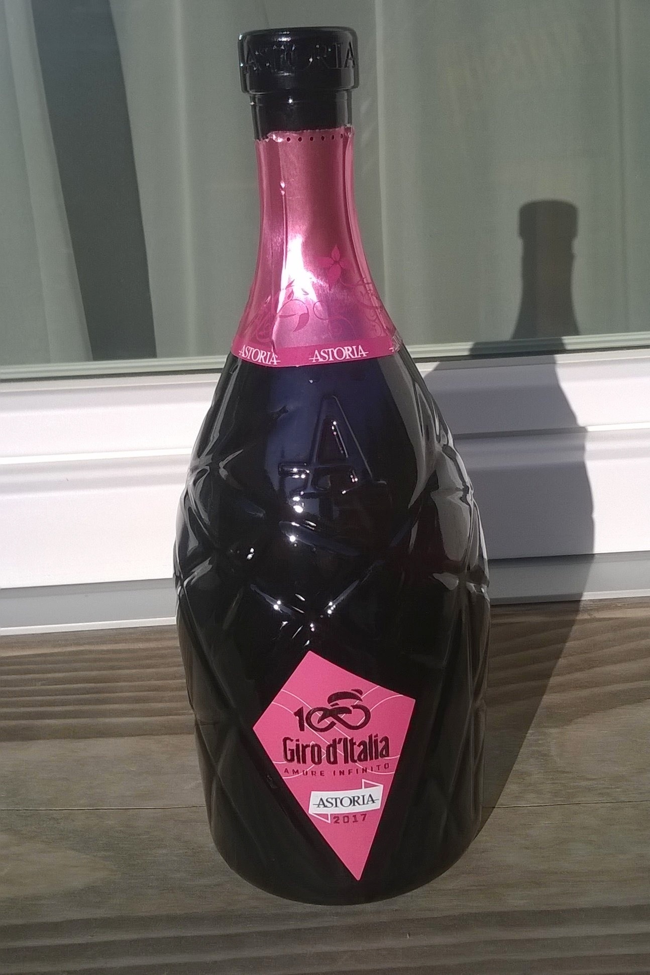 Girobottle-022937-edited.jpg Girobottle-022937-edited.jpg