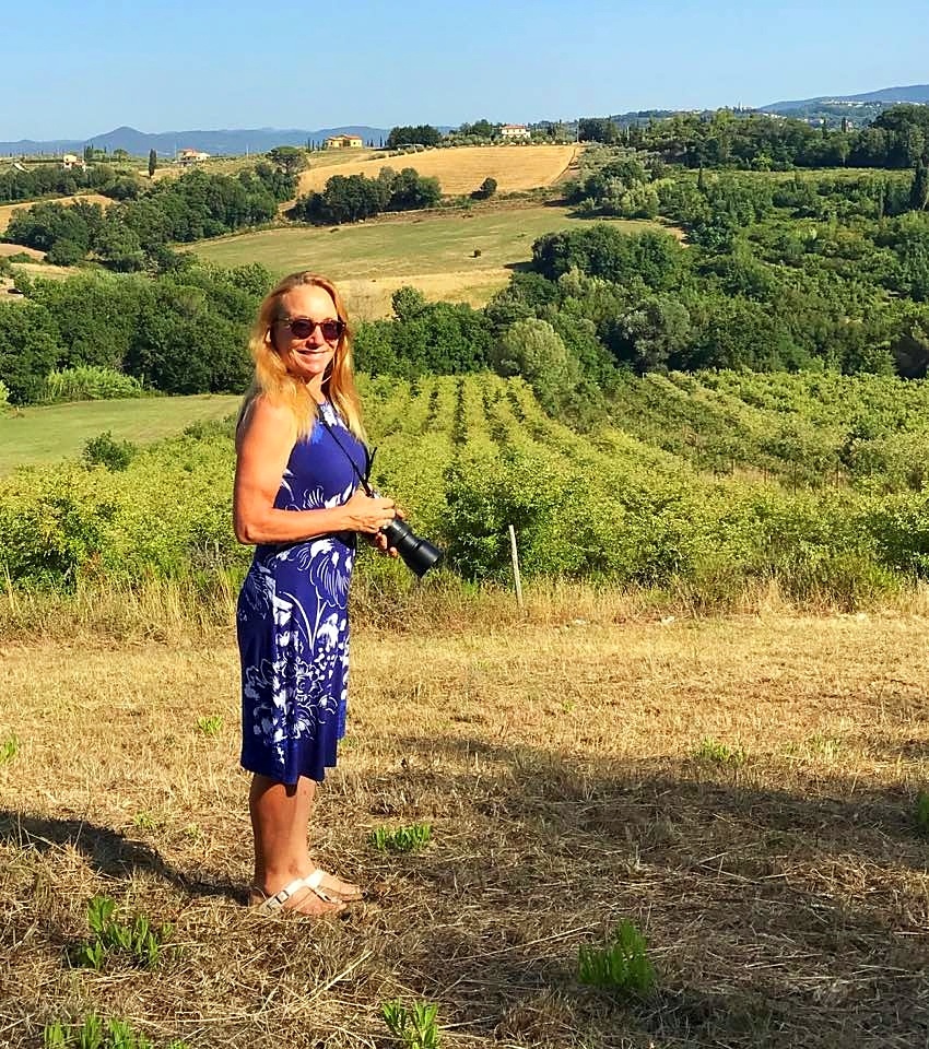 LaurenTuscany-960099-edited.jpg LaurenTuscany-960099-edited.jpg