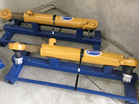 Cat 777_Steering cylinders_200p