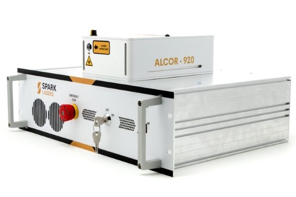 Alcor-Femtosecond-Laser-1-600x399