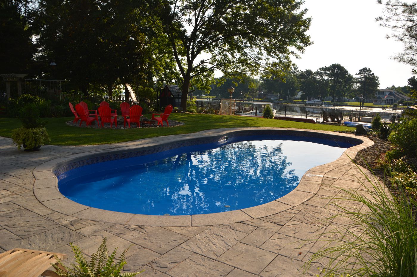 crescent shaped pool