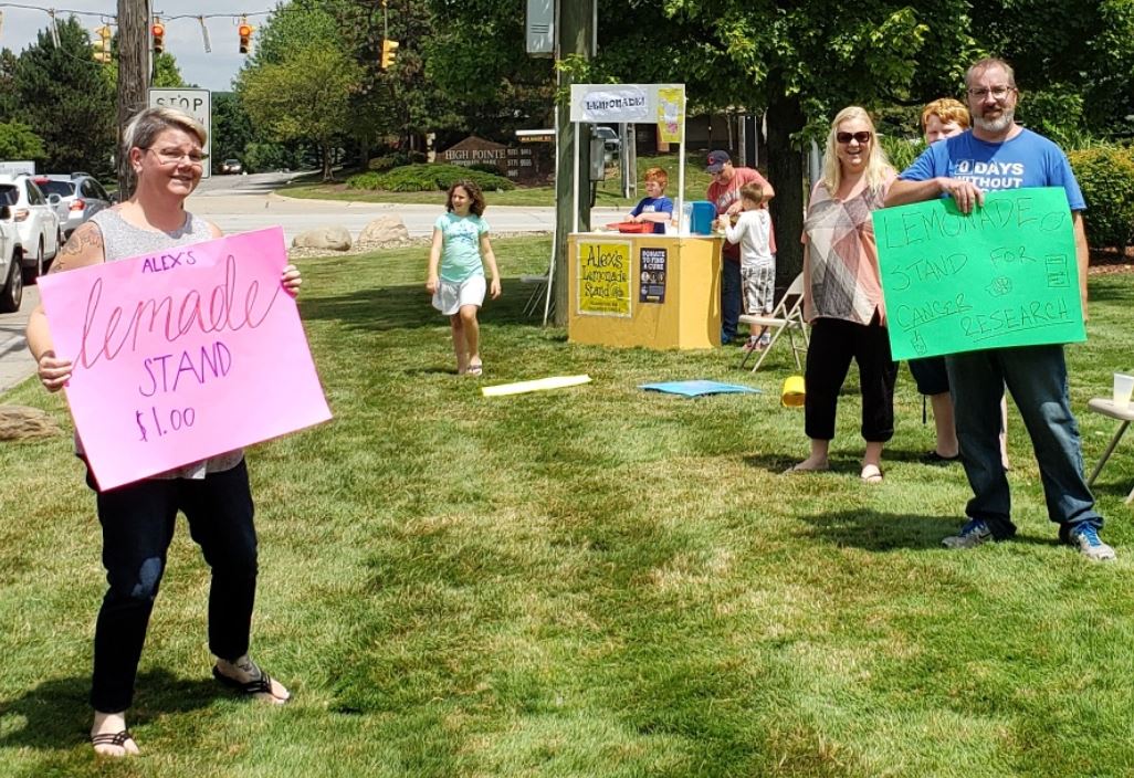 lemonade stand photo