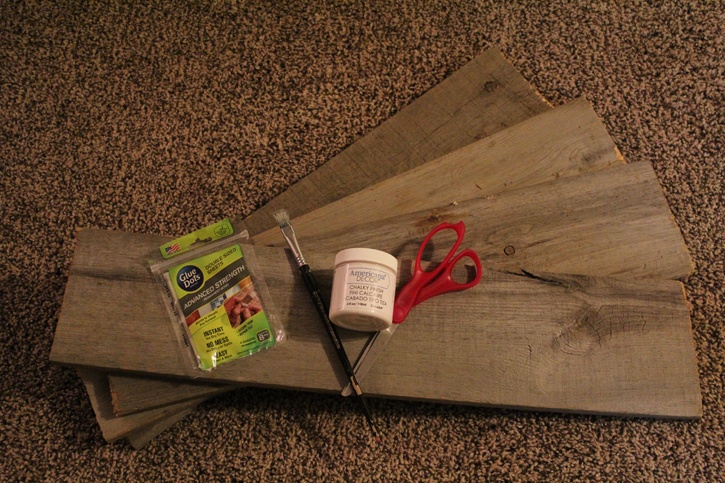 diy-barn-door-sign-supplies.jpg