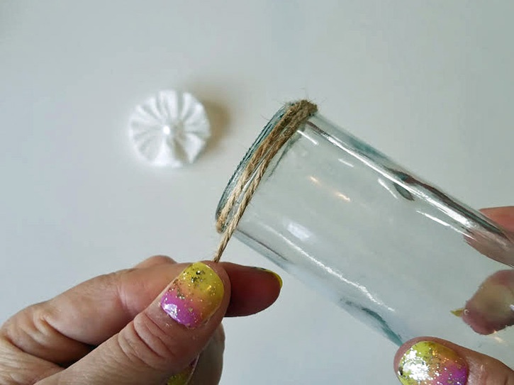 diy-wedding-rustic-twine-vases-step2.jpg
