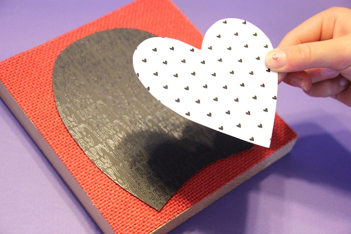valentines-day-penguin-decor-body-assembly.jpg