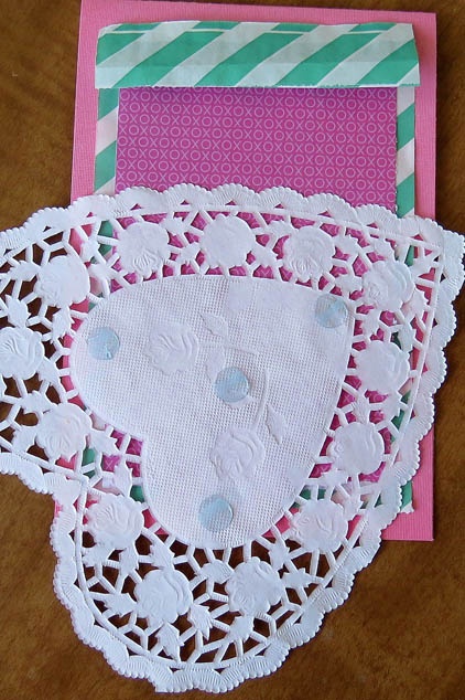 doily-heart-valentines-day-card-step2..jpg
