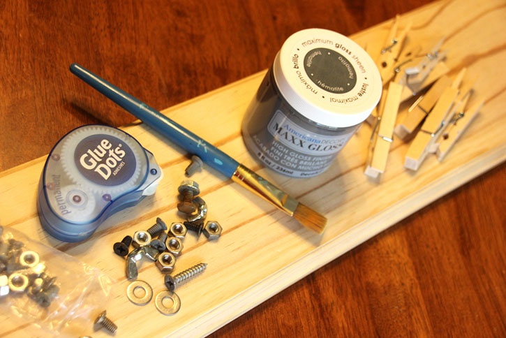 glue-dots-best-dad-ever-sign-supplies.jpg
