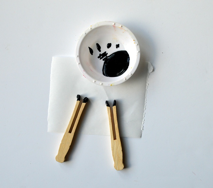 glue-dots-reindeer-clothespin-ornament-painted-hooves.jpg