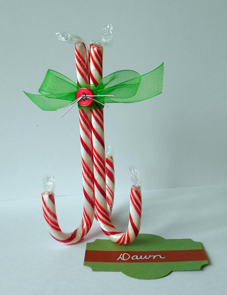 glue-dots-candy-cane-place-setting-holder-with-ribbon.jpg