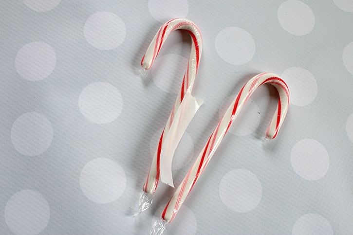 glue-dots-candy-cane-reindeer-candy-canes-craft-dots.jpg