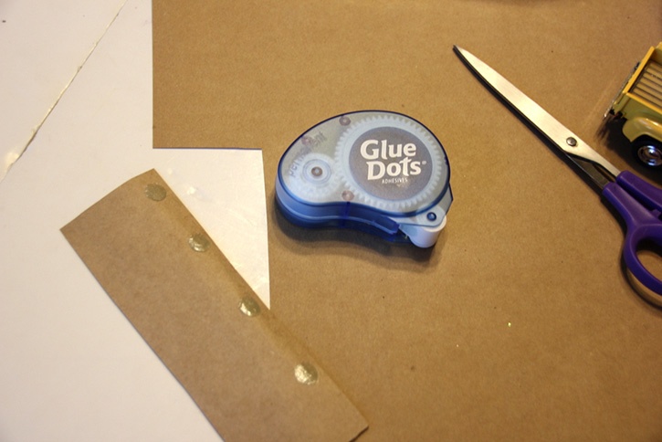 glue-dots-holiday-decor-christmas-tree-truck-tree-trunk.jpg