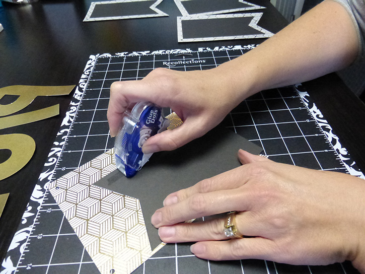 Glue-Dots-NYE-banner-gluetape