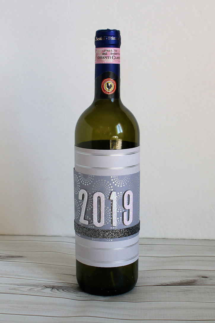 Glue-Dots-New-Years-Eve-Hostess-Gift-finished