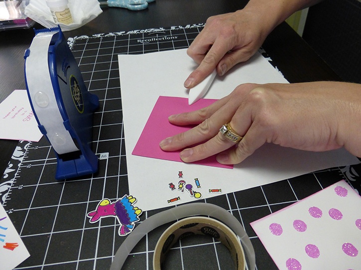 Glue-Dots-Smash-Birthday-step-ten
