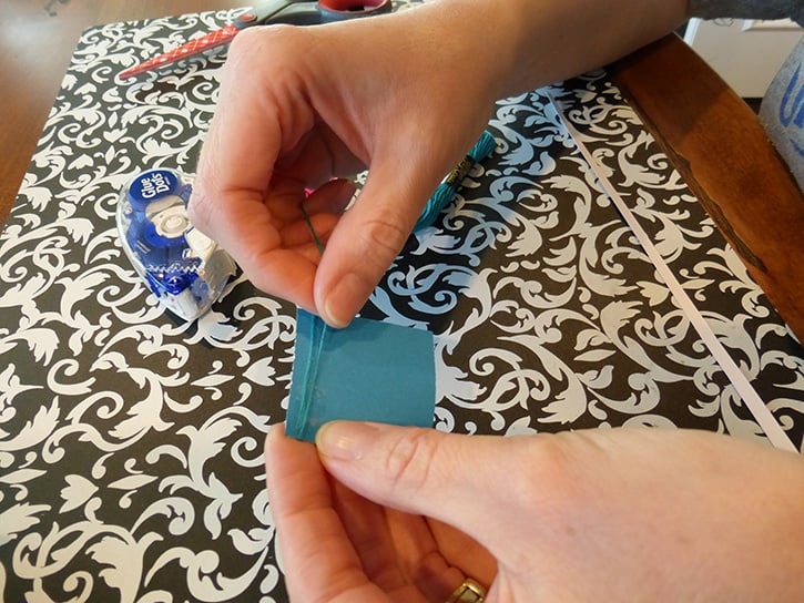 Glue-Dots-Christmas-Tree-card-string