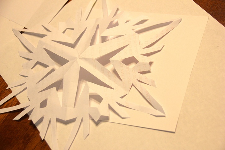 Glue-Dots-Snowflake-Card