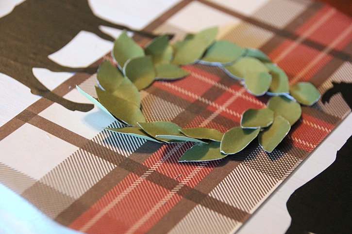 Glue-Dots-Holiday-Farmhouse-Decor-wreath