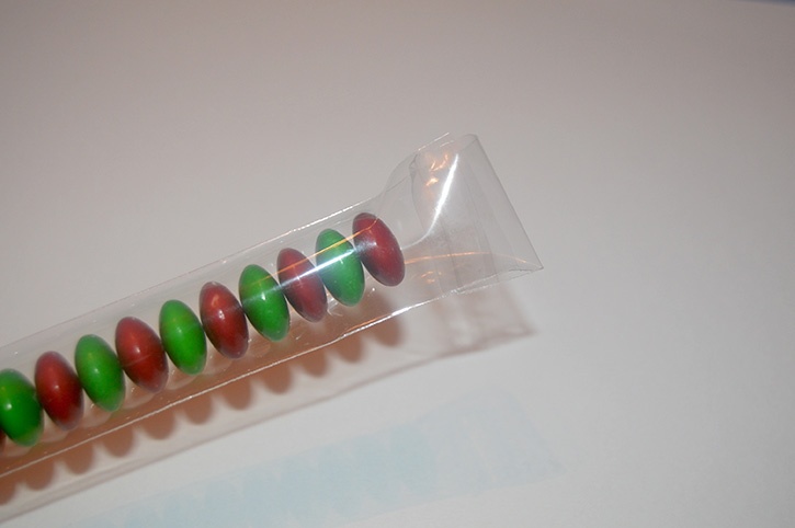 Glue-Dots-Reindeer-Candy-Topper-seal