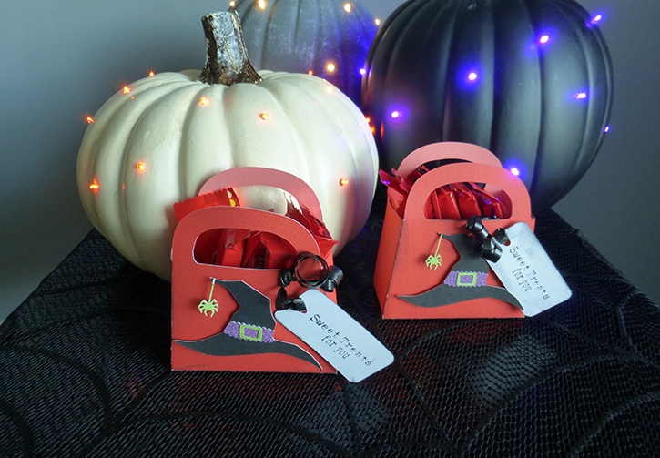 glue-dots-treat-bags-made-by-amanda-tibbitts.jpg