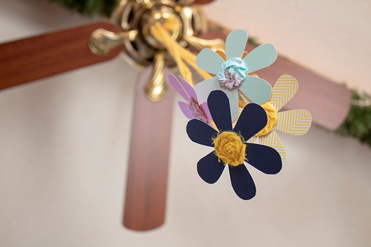 Hanging Flowers Kids Craft finished (2) copy