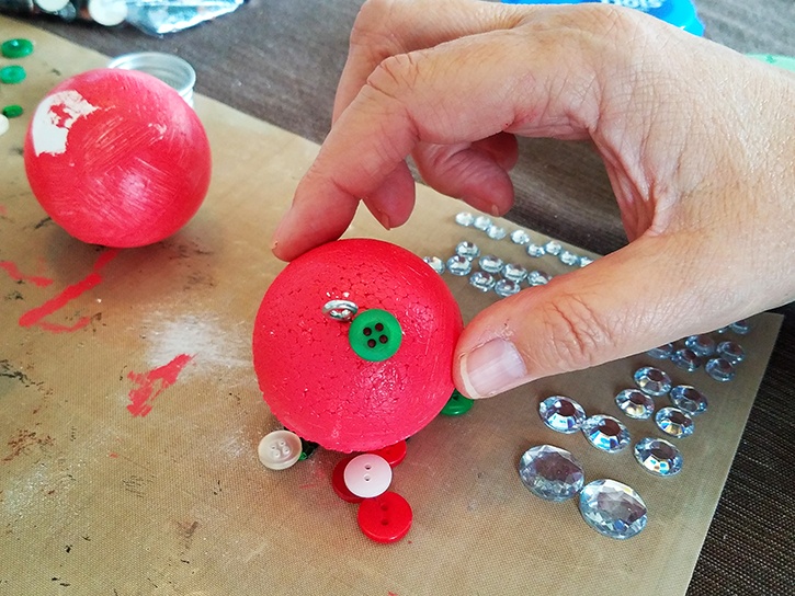 glue-dots-mini-button-ornament-adding-buttons-to-ball.jpg