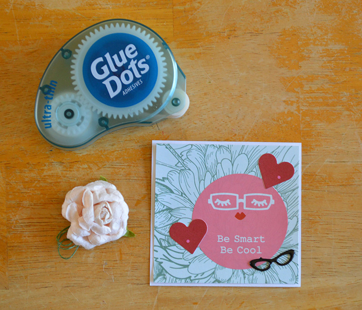 Glue-Dots-Mantra-Cube-flowers