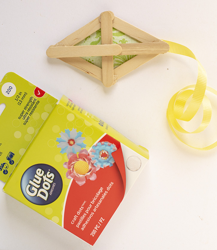 Glue-Dots-Spring-Kite-ribbon